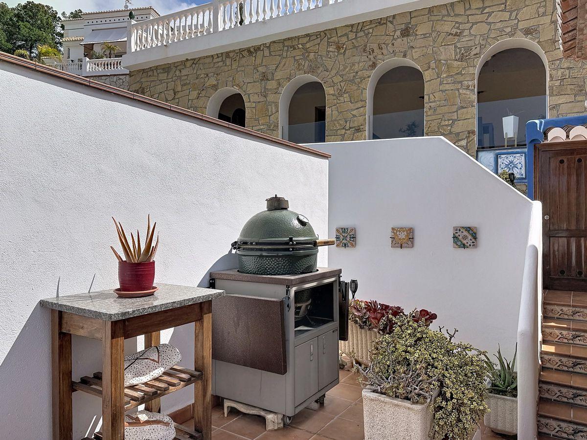 Villa for Sale in Almuñécar