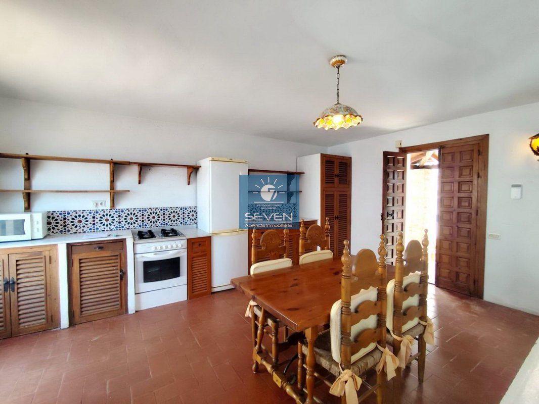 Chalet for Sale in Almuñécar