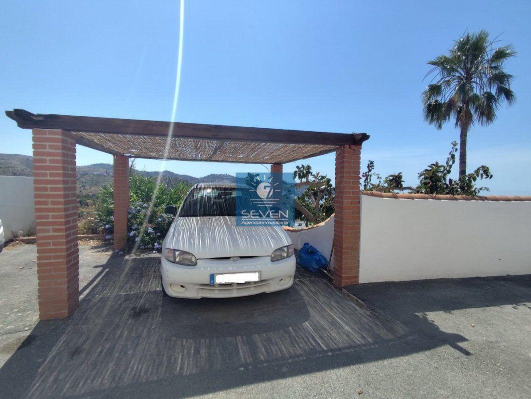 Chalet for Sale in Almuñécar