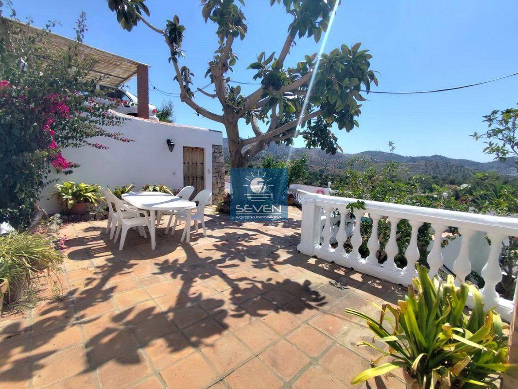 Chalet for Sale in Almuñécar