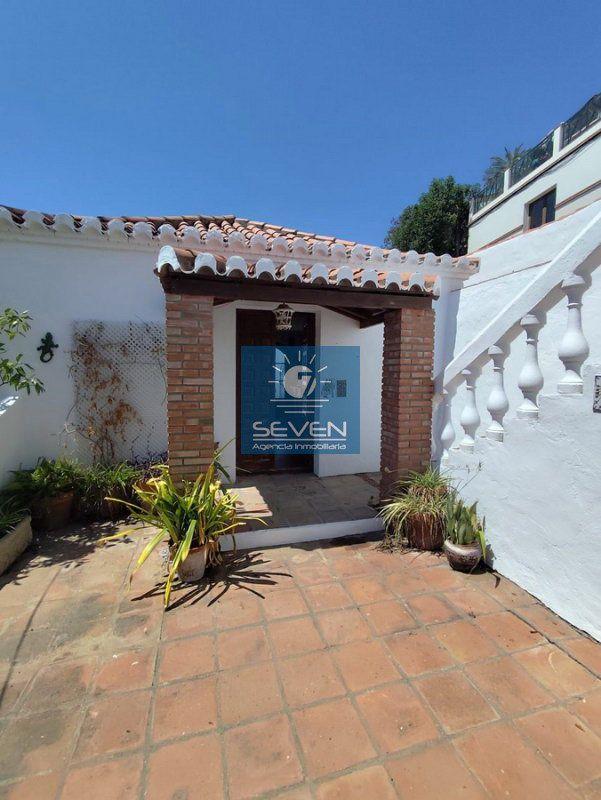 Chalet for Sale in Almuñécar