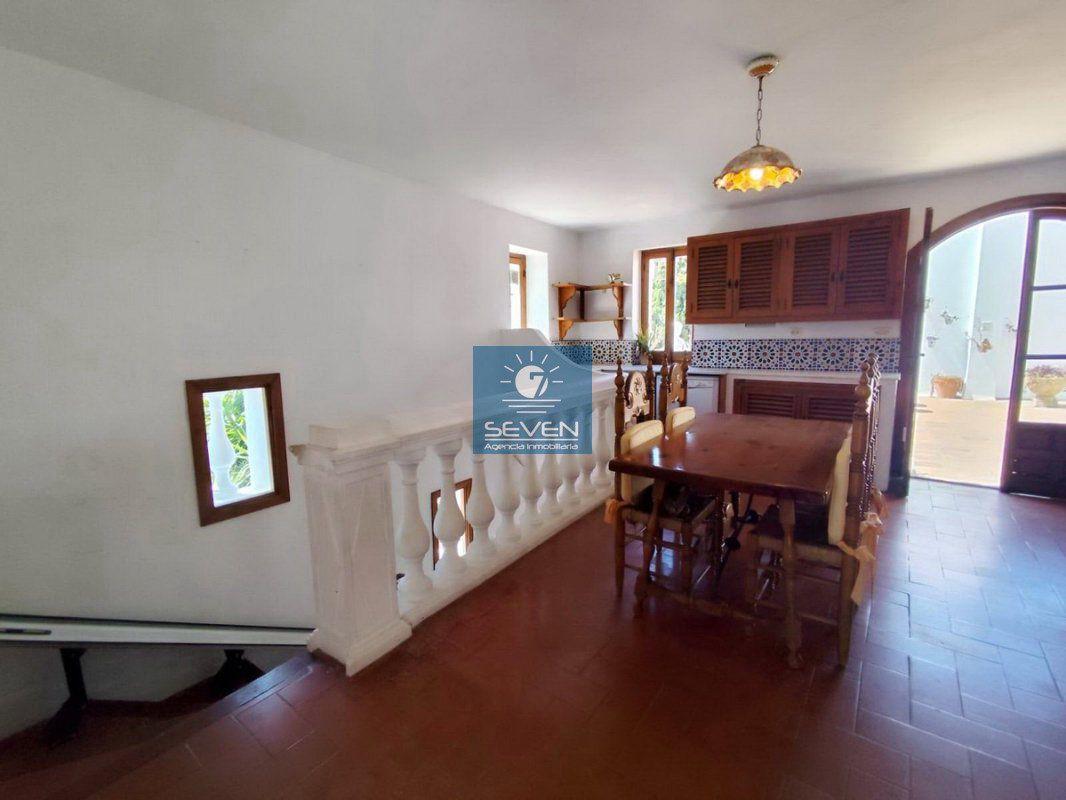 Chalet for Sale in Almuñécar