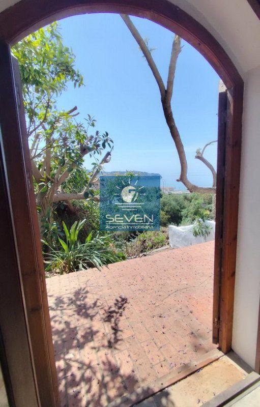 Chalet for Sale in Almuñécar
