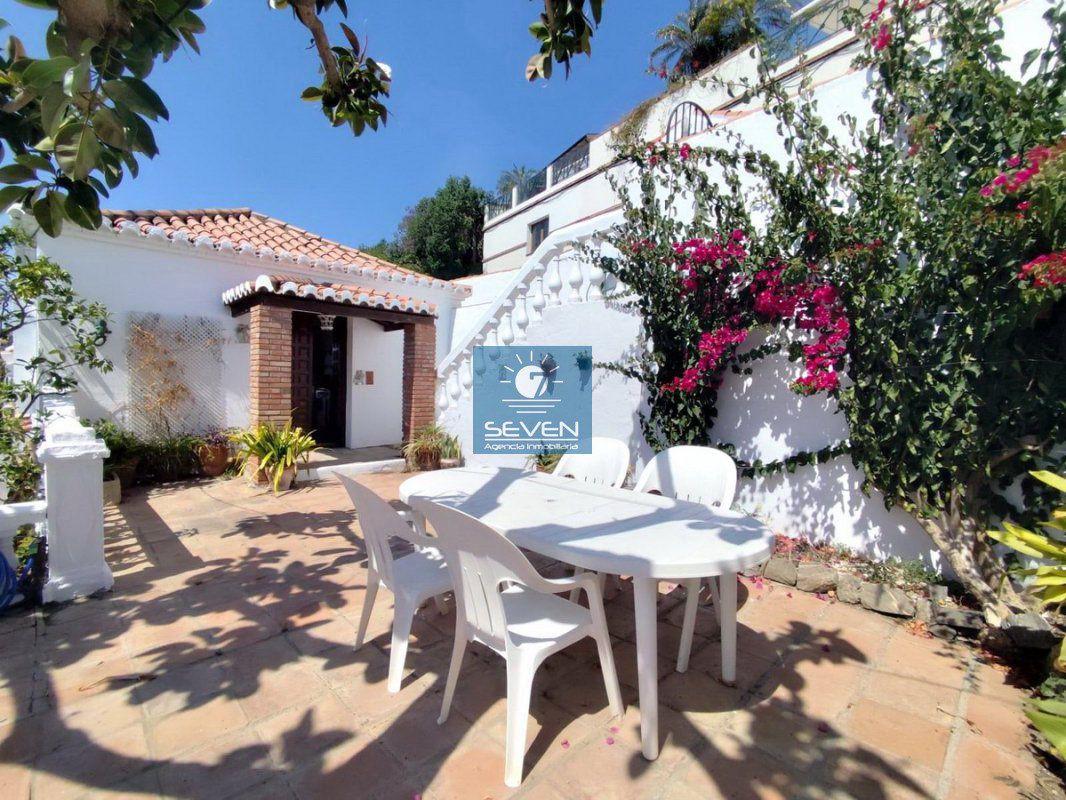 Chalet for Sale in Almuñécar