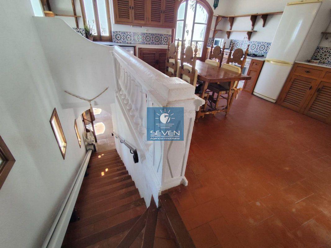 Chalet for Sale in Almuñécar
