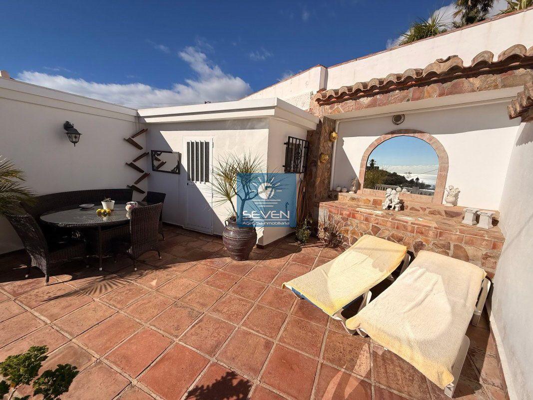 Chalet for Sale in Almuñécar