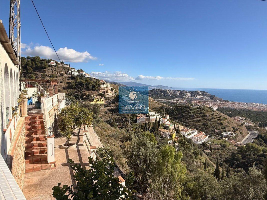 Chalet for Sale in Almuñécar