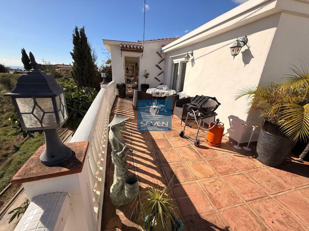 Chalet for Sale in Almuñécar