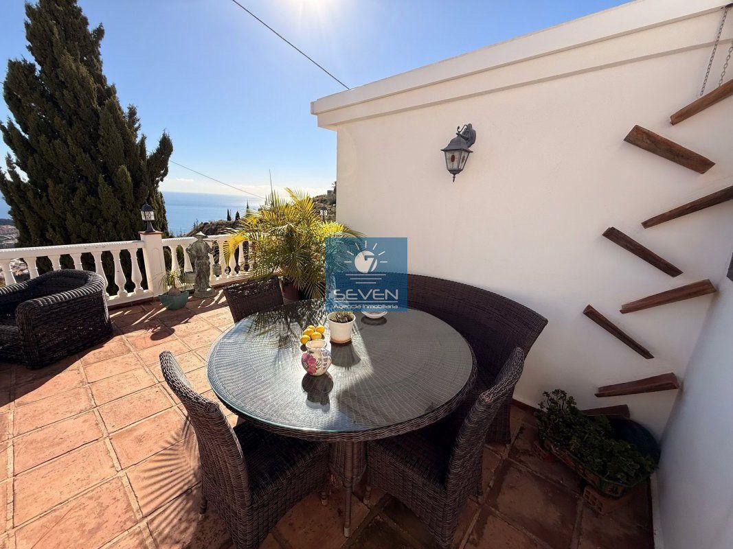 Chalet for Sale in Almuñécar