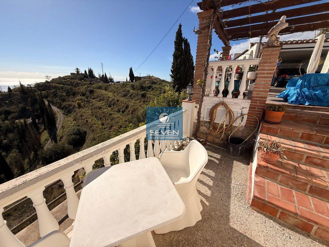 Chalet for Sale in Almuñécar