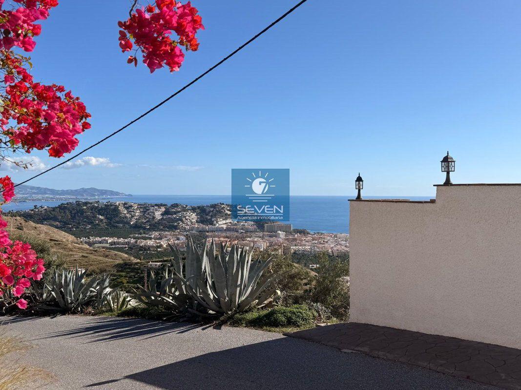 Chalet for Sale in Almuñécar