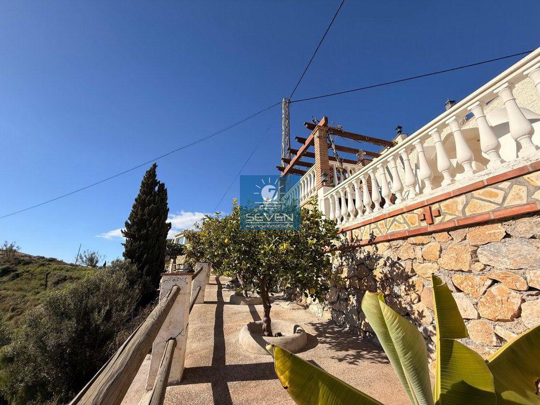 Chalet for Sale in Almuñécar