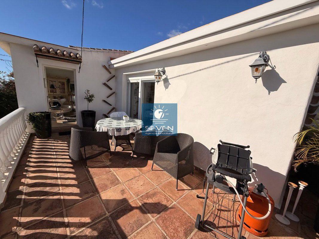 Chalet for Sale in Almuñécar