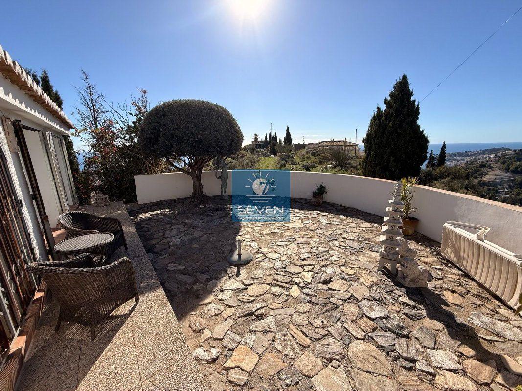 Chalet for Sale in Almuñécar