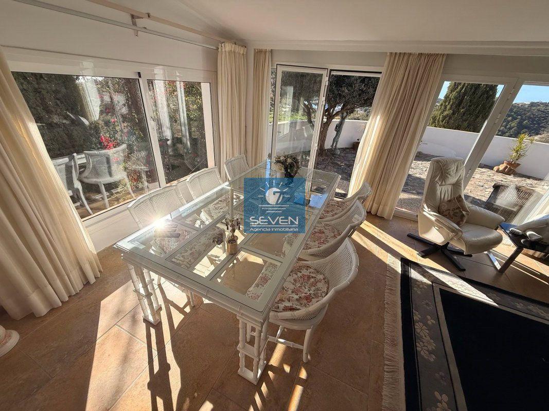 Chalet for Sale in Almuñécar