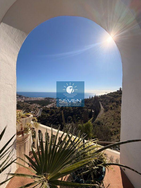 Chalet for Sale in Almuñécar