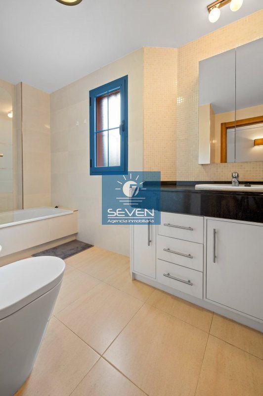 Apartamento en Venta en Almuñécar
