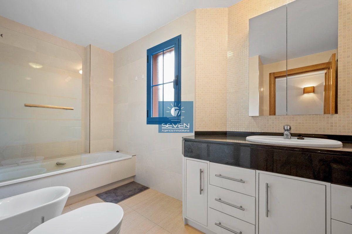 Apartamento en Venta en Almuñécar