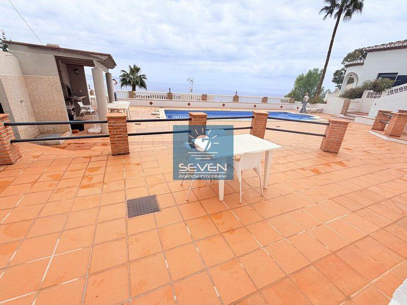 Apartamento en Venta en Almuñécar