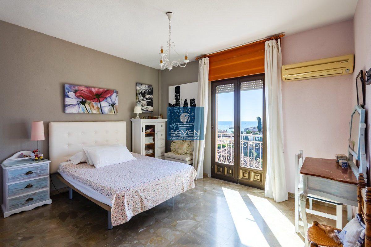Chalet for Sale in Almuñécar