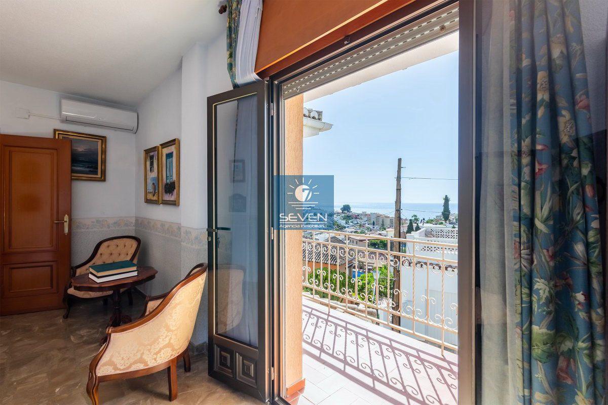 Chalet for Sale in Almuñécar