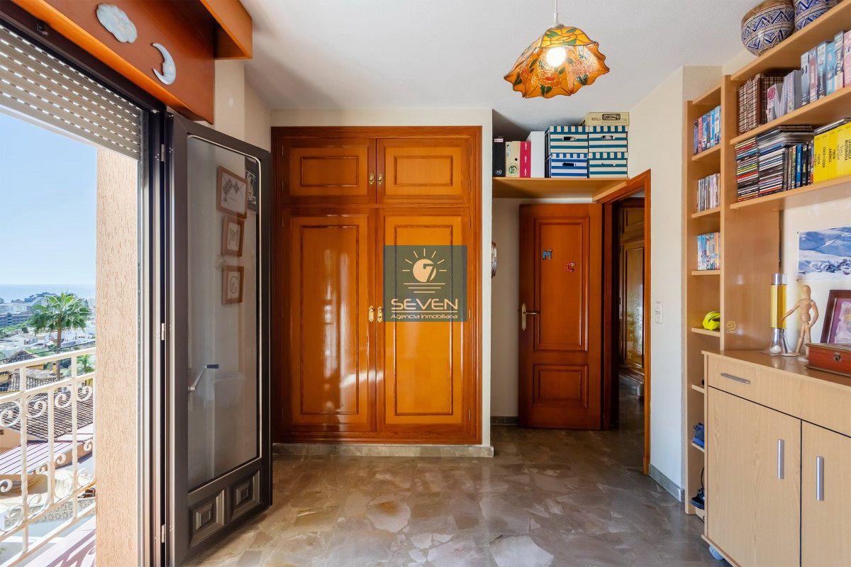 Chalet for Sale in Almuñécar