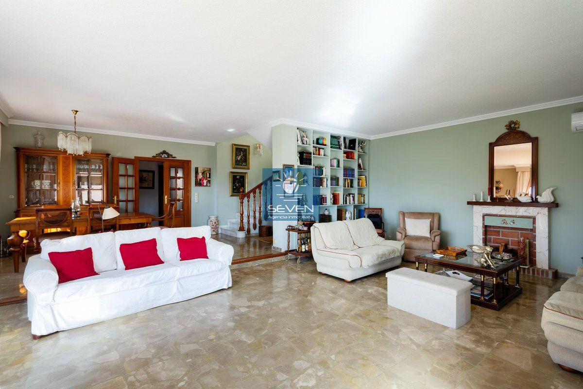 Chalet for Sale in Almuñécar
