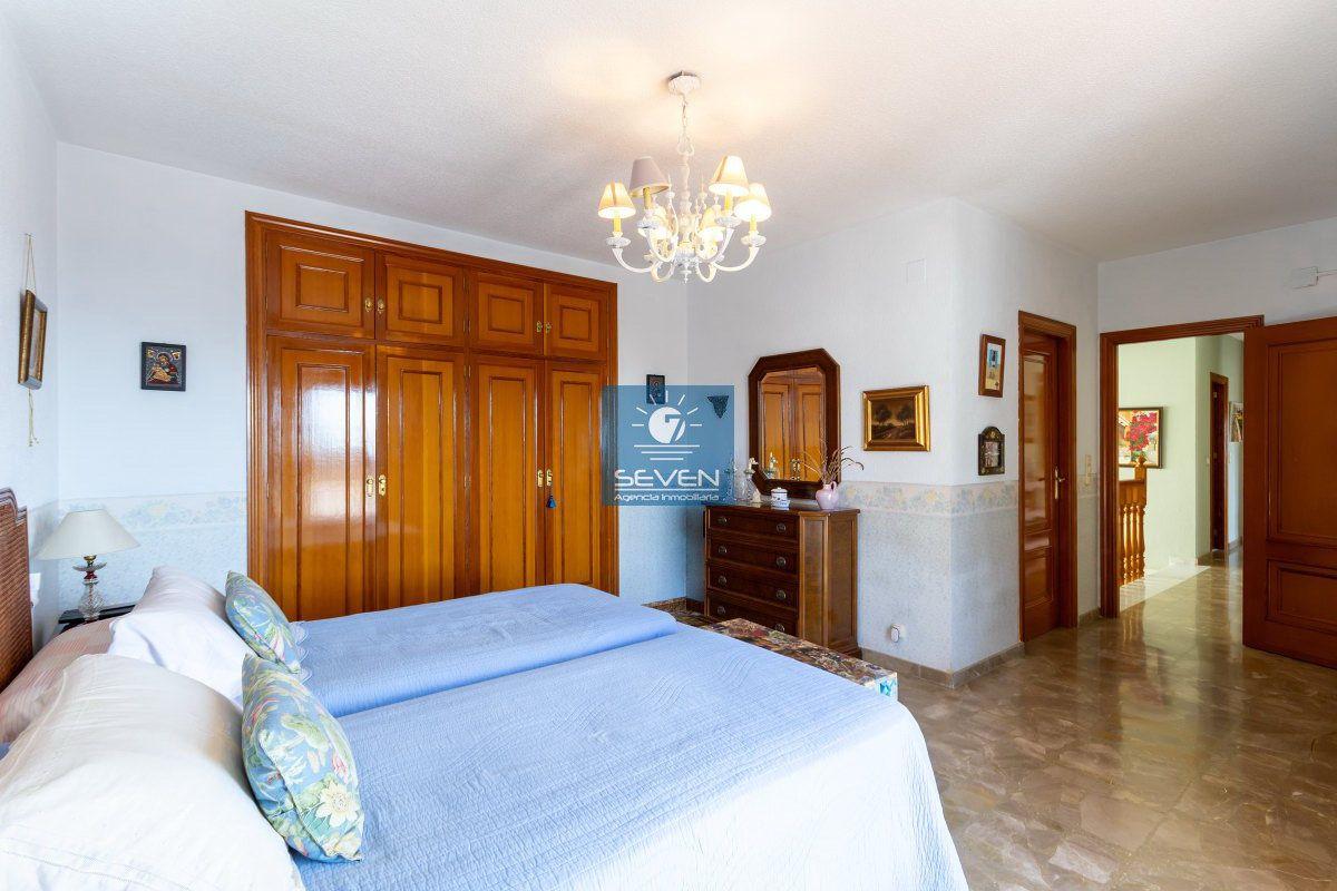 Chalet for Sale in Almuñécar