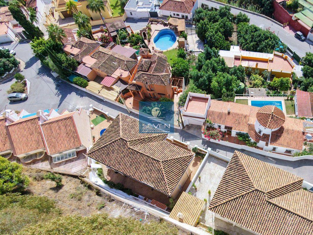 Chalet for Sale in Almuñécar