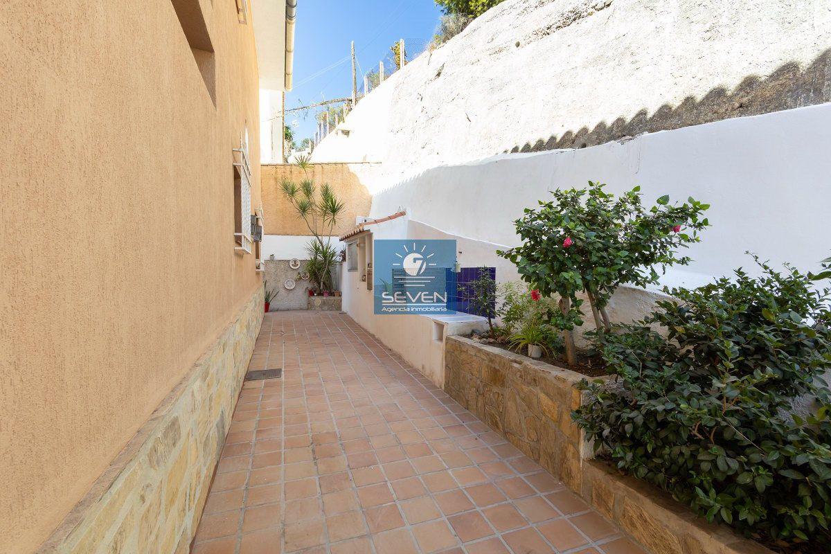 Chalet for Sale in Almuñécar