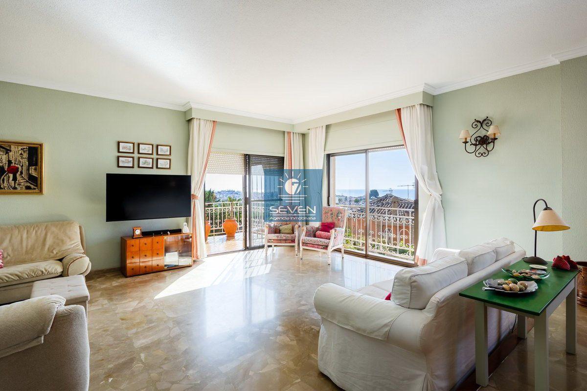 Chalet for Sale in Almuñécar