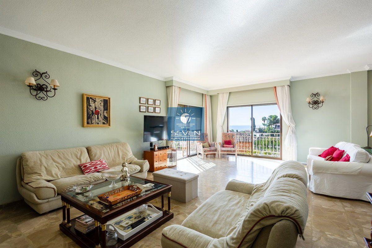 Chalet for Sale in Almuñécar
