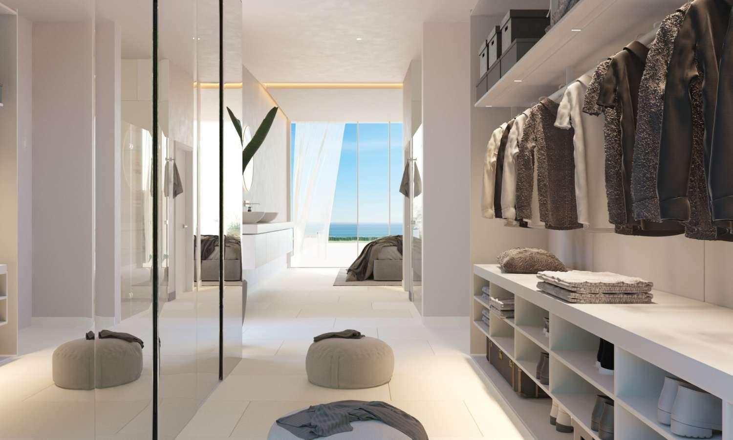 Villa for Sale in Benalmádena