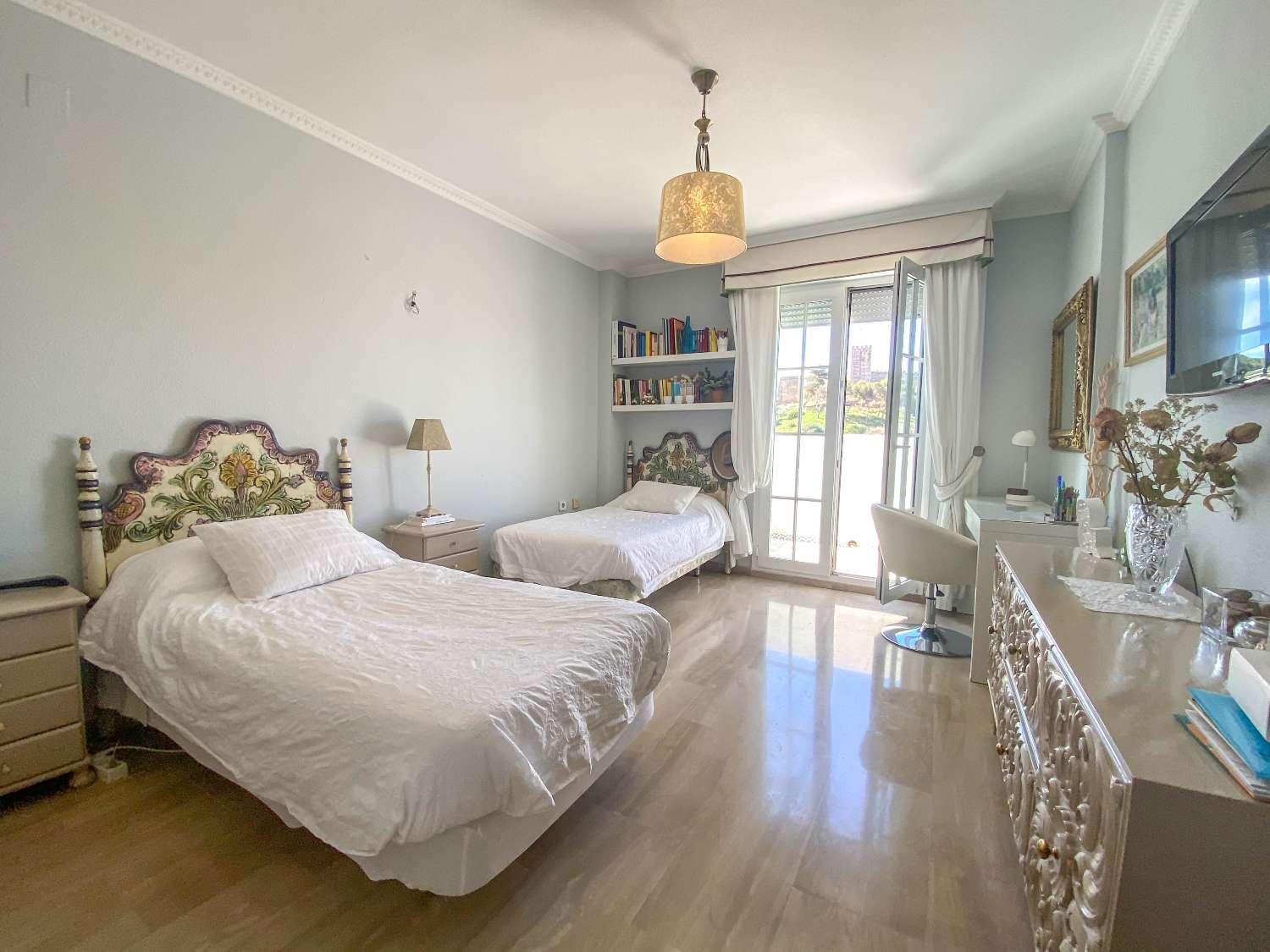 Duplex for Sale in Fuengirola