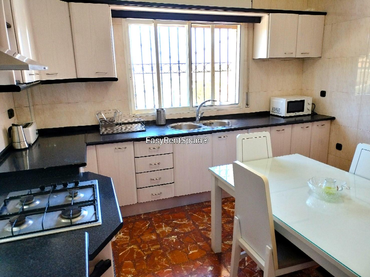 Villa for Rent in Álora