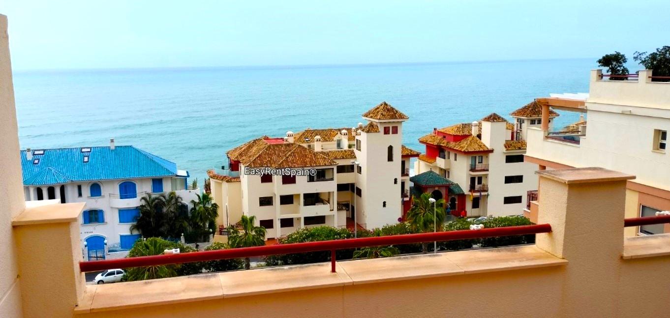 Penthouse for Rent in Benalmádena