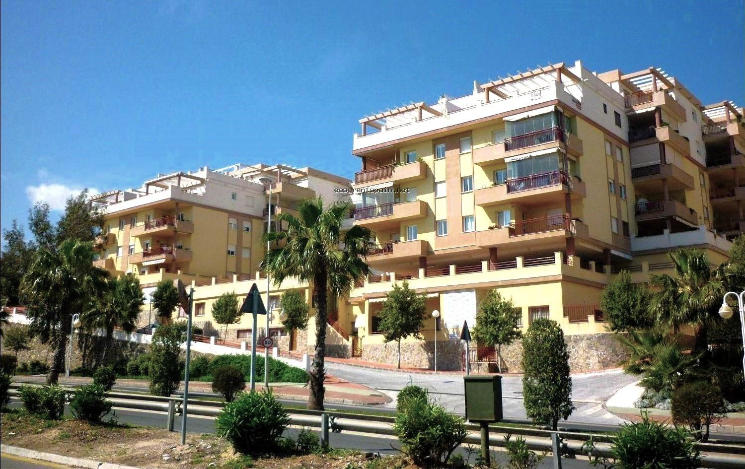 Penthouse for Rent in Benalmádena