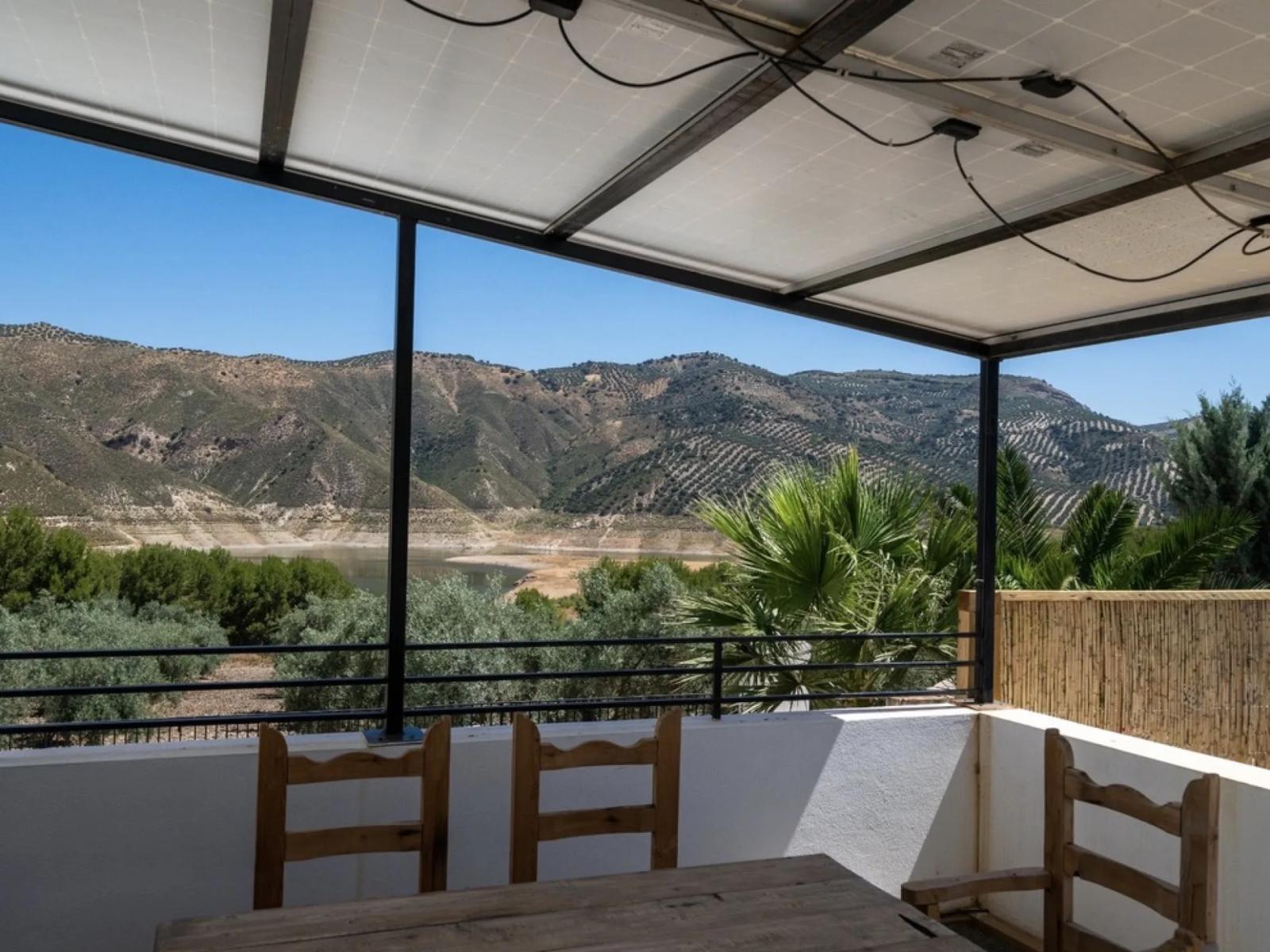 Casa en Venta en Iznájar