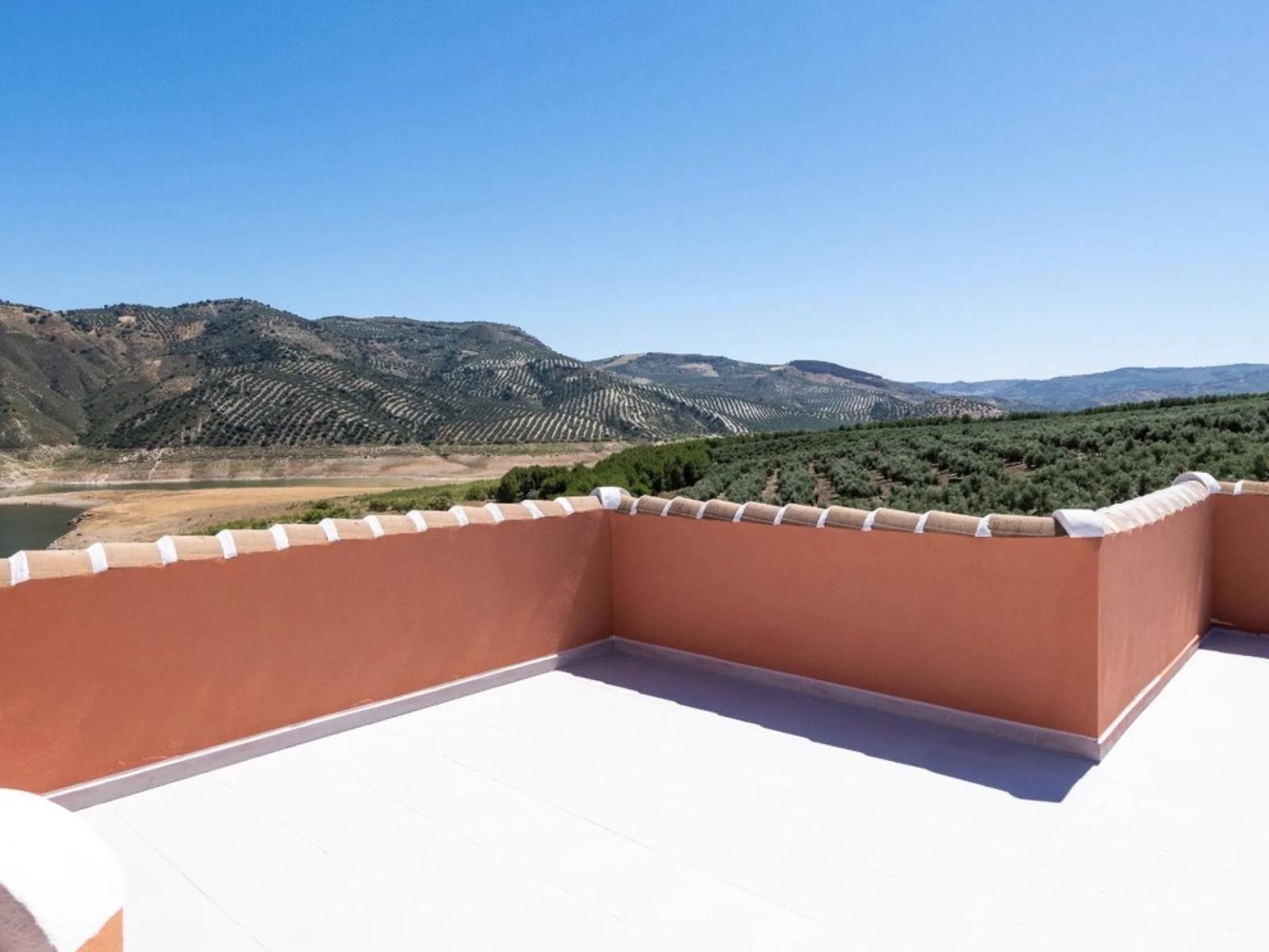 Casa en Venta en Iznájar