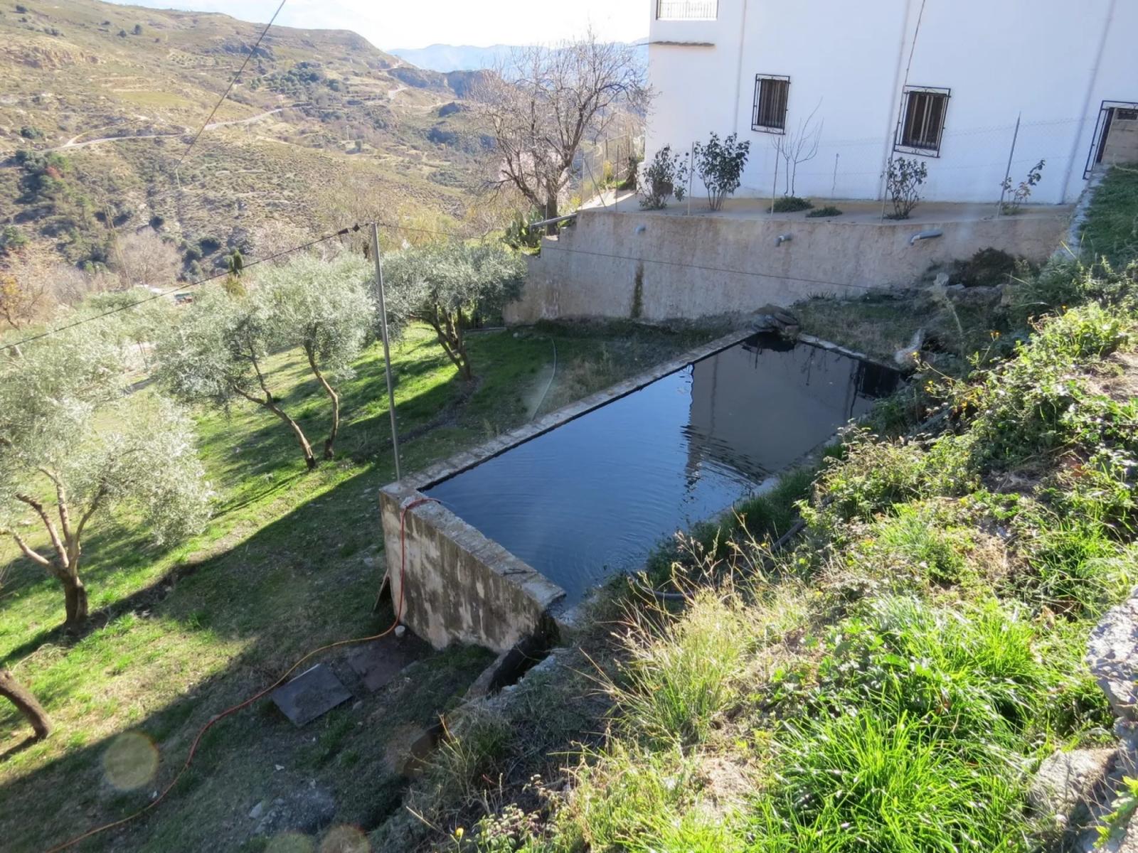 House for Sale in Bérchules