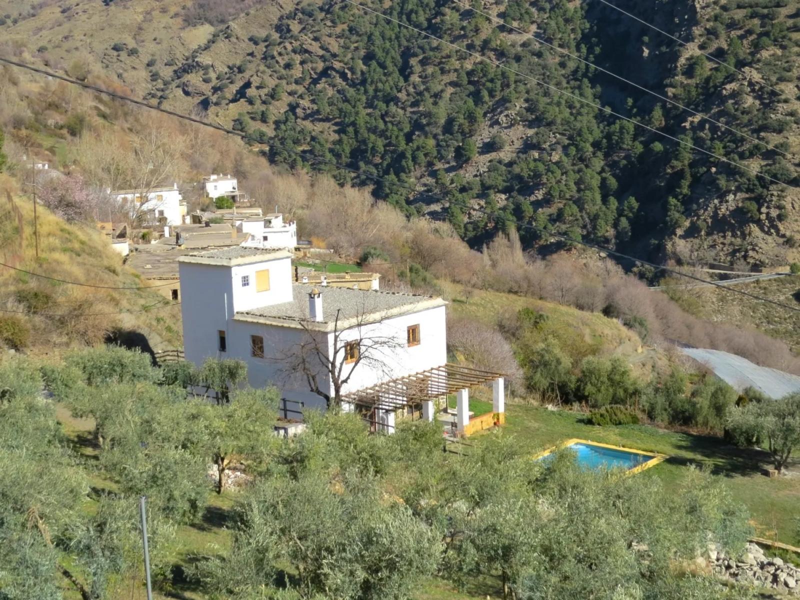 House for Sale in Bérchules