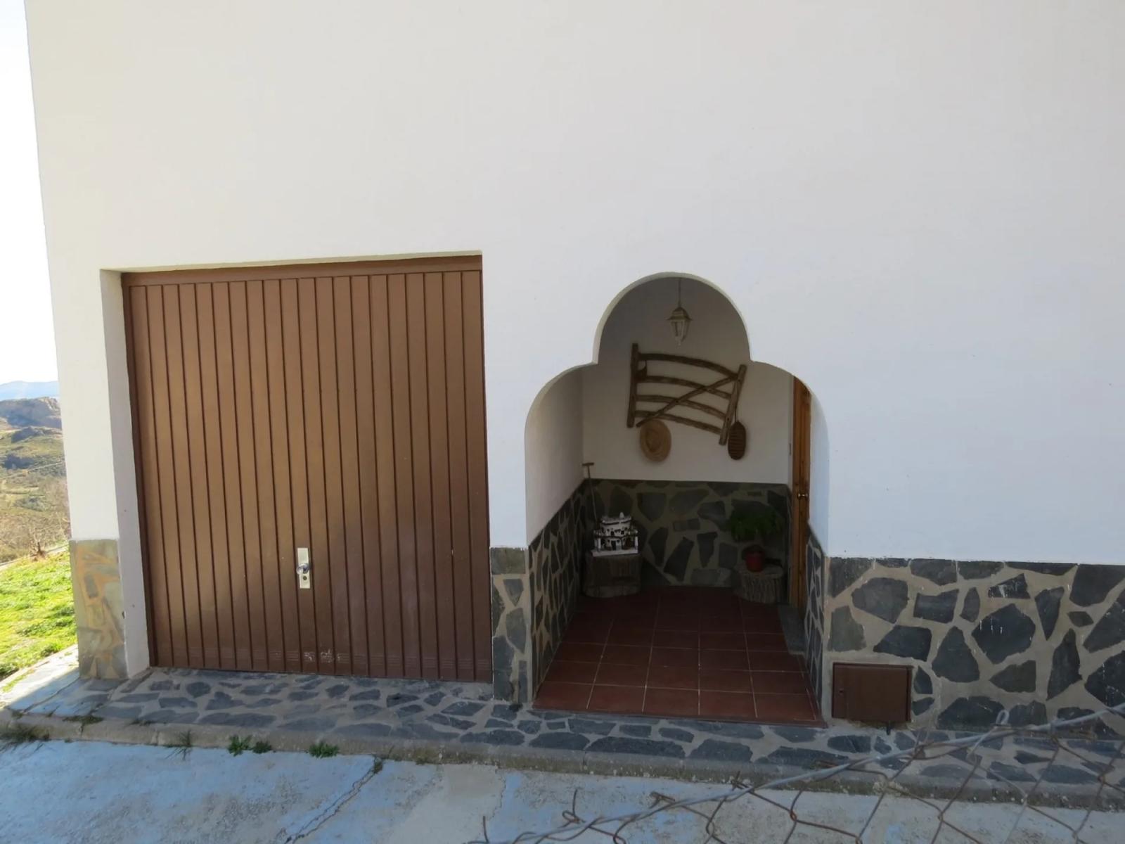House for Sale in Bérchules