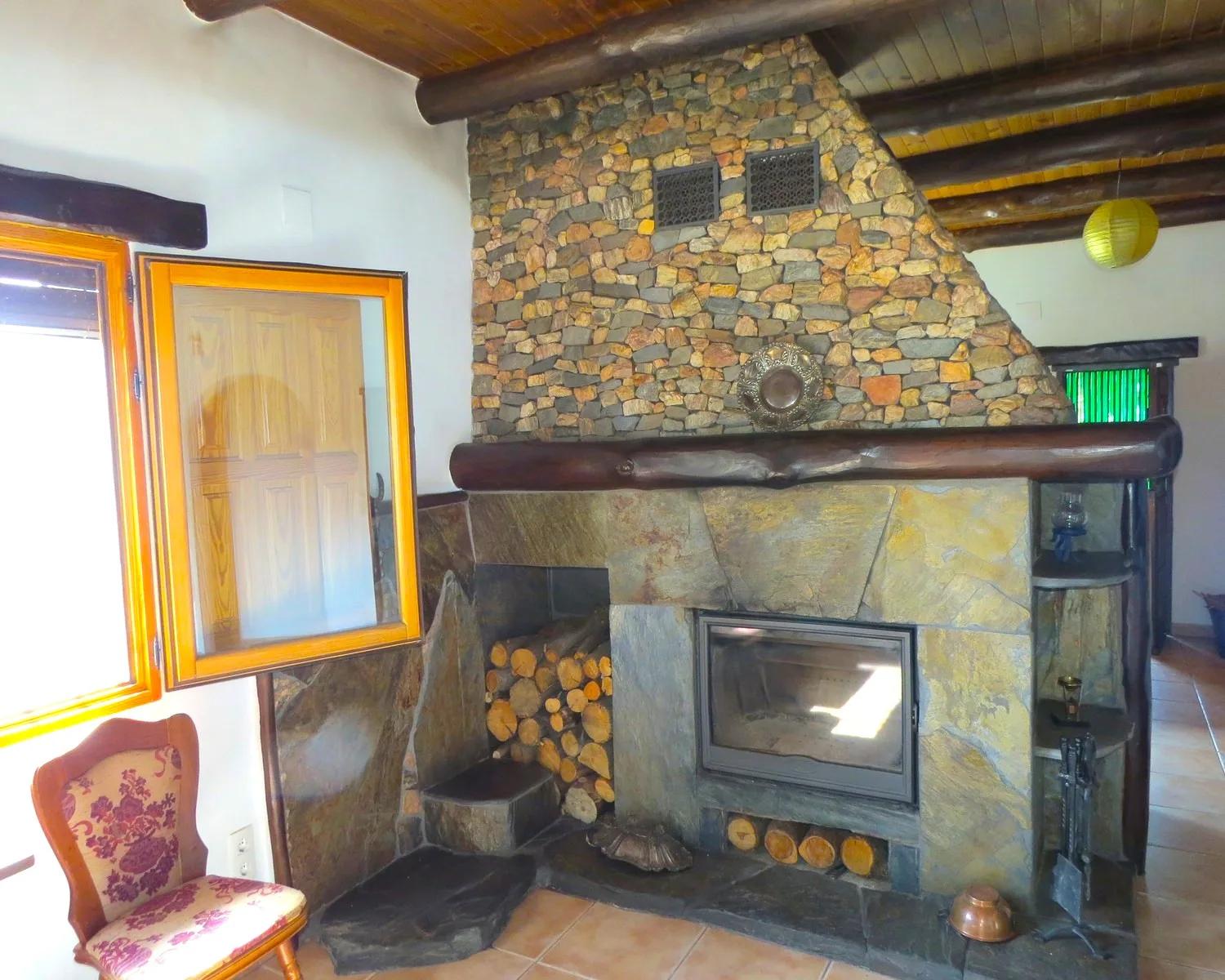 House for Sale in Bérchules