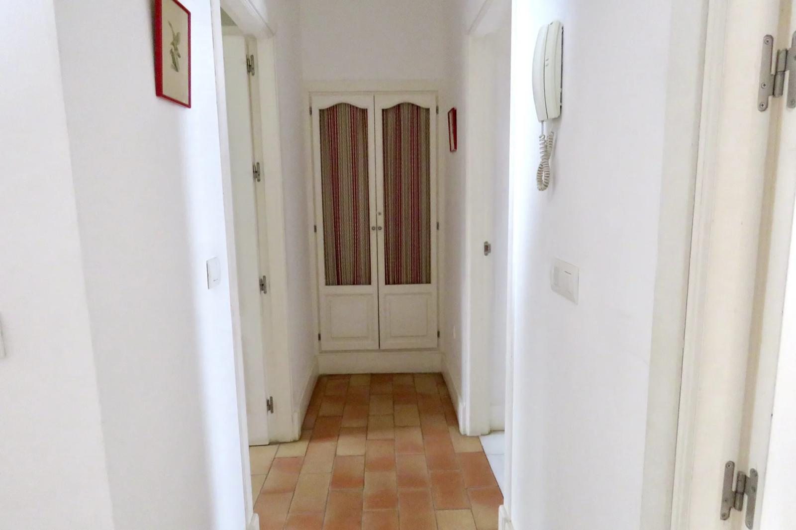 House for Sale in Osuna