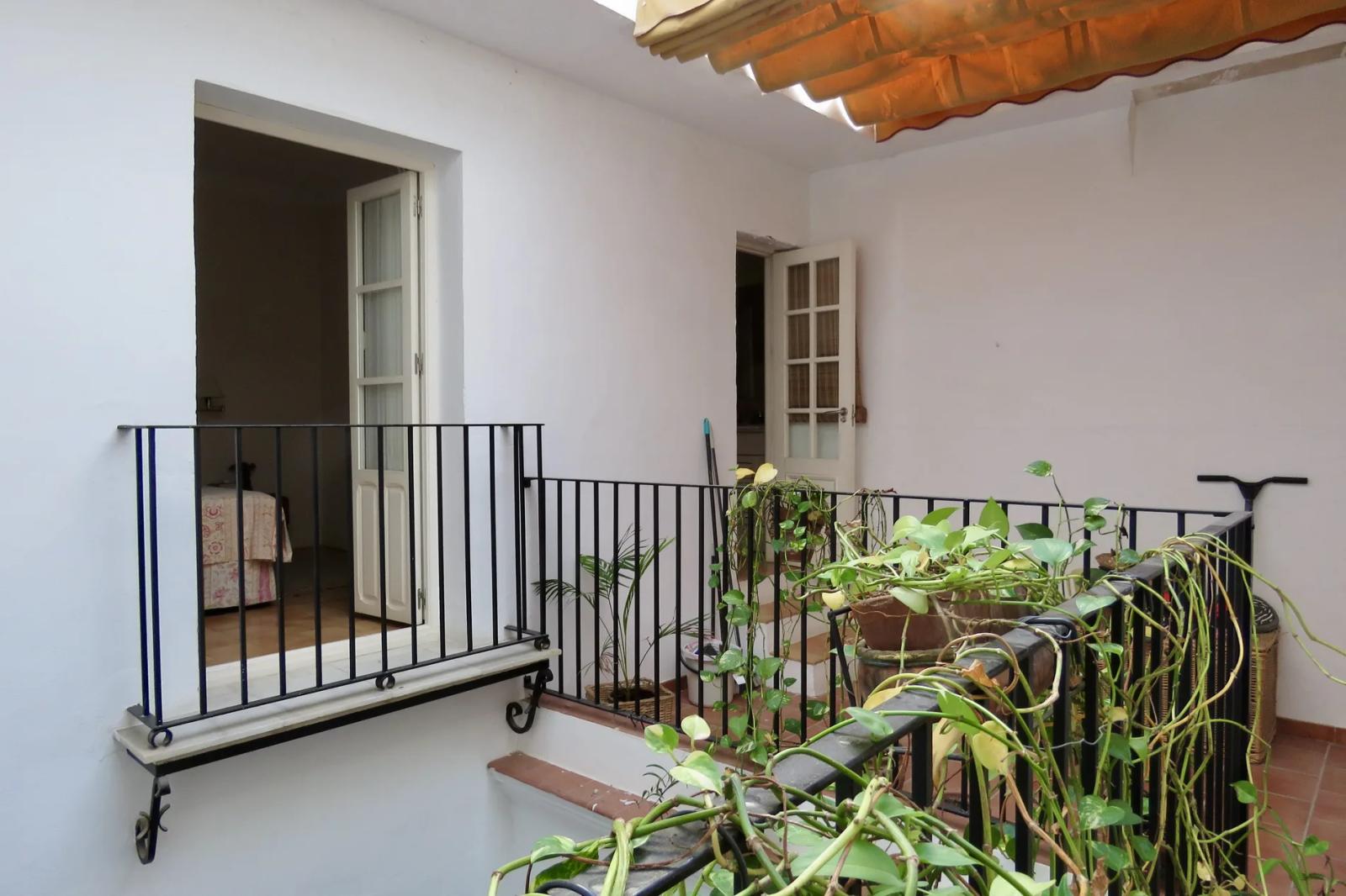 House for Sale in Osuna