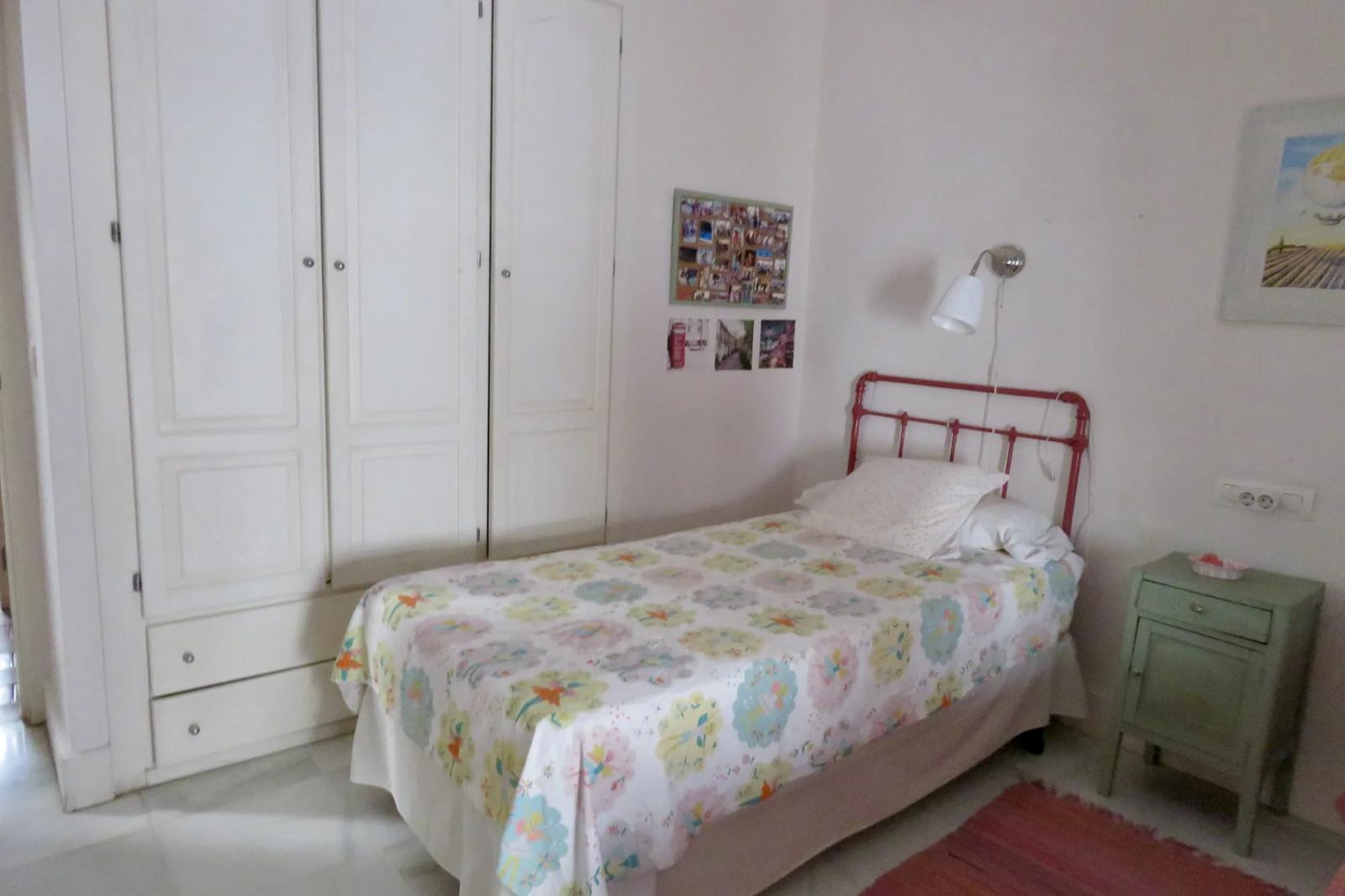 House for Sale in Osuna