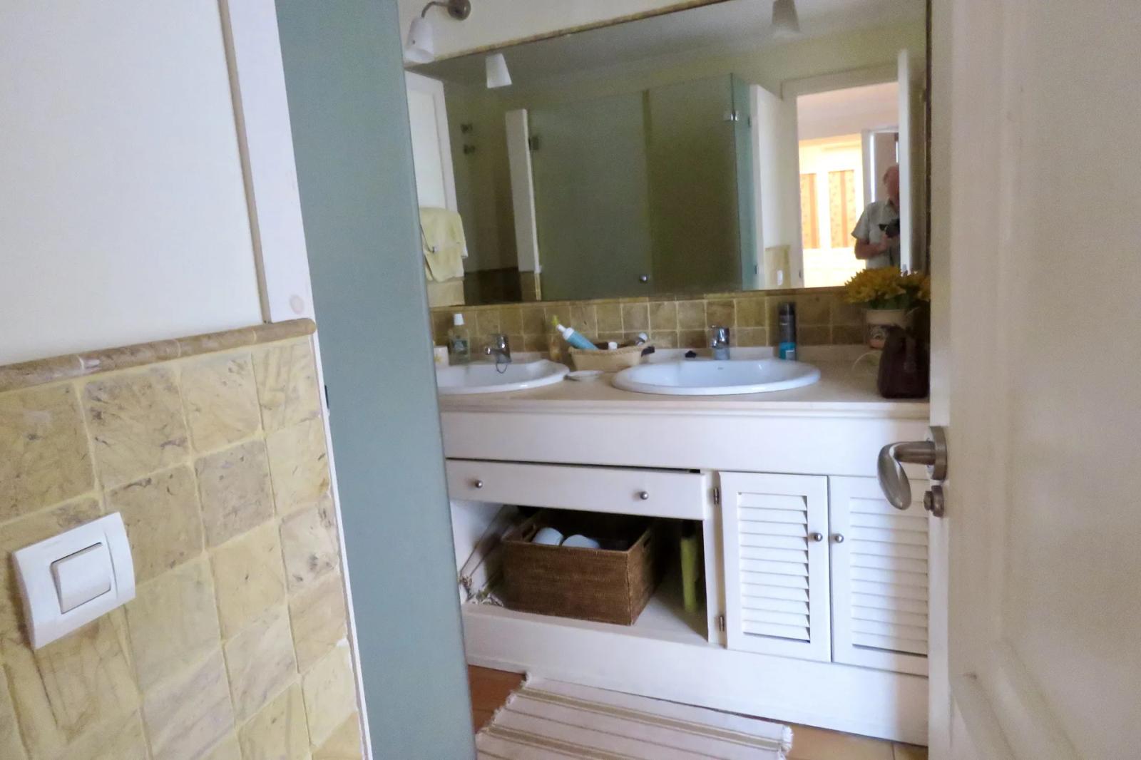 House for Sale in Osuna