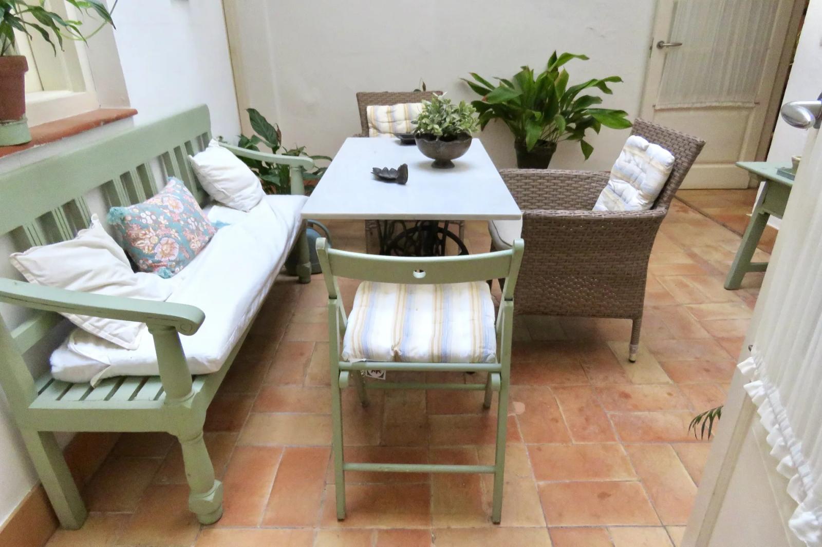 House for Sale in Osuna