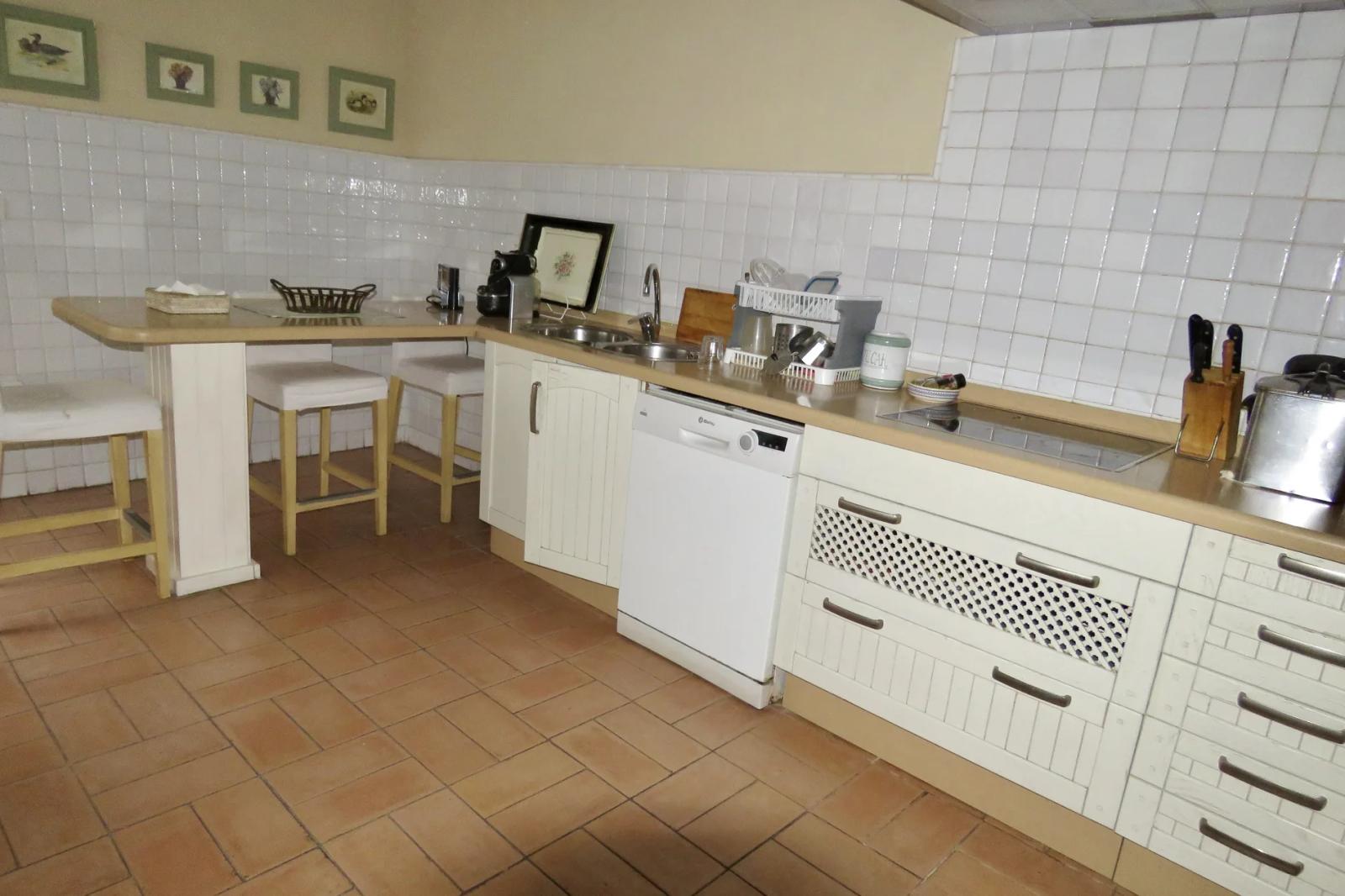 House for Sale in Osuna