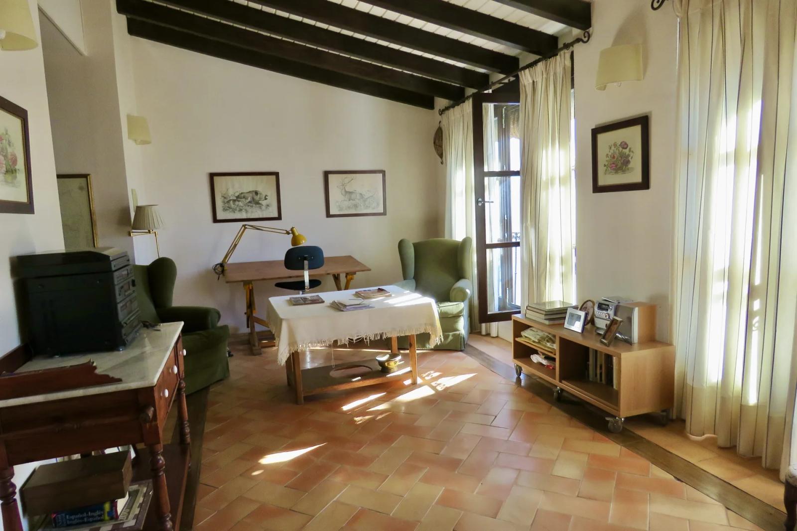 House for Sale in Osuna